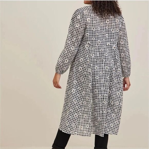 Torrid Daisy Kimono Duster - Picture 3 of 13